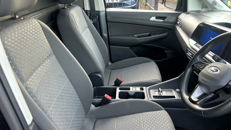 Ford Transit Connect 240 L2 Diesel 2.0 EcoBlue 122ps Limited Van Auto